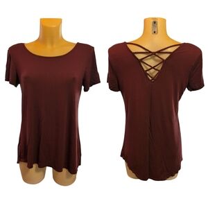 🌹3/15🌹MAURICES 24/7 Wine Colored Tee With Cross Back Detail